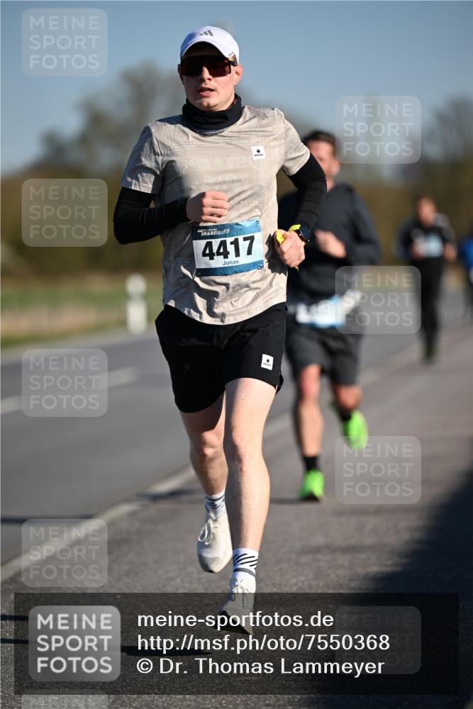 06.04.2025 - 44. Internationalen Wilhelmsburger Insellauf Dr. Thomas Lammeyer http://msf.ph/oto/7550368 06.04.2025 09:21:55 Laufen 4417 meine-sportfotos.de