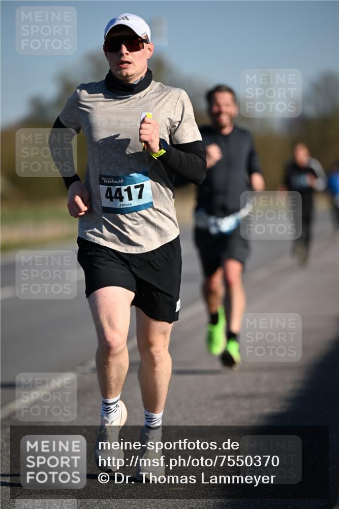 06.04.2025 - 44. Internationalen Wilhelmsburger Insellauf Dr. Thomas Lammeyer http://msf.ph/oto/7550370 06.04.2025 09:21:56 Laufen 4417 meine-sportfotos.de
