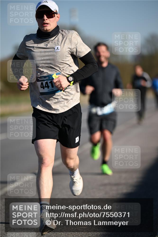 06.04.2025 - 44. Internationalen Wilhelmsburger Insellauf Dr. Thomas Lammeyer http://msf.ph/oto/7550371 06.04.2025 09:21:56 Laufen 441 meine-sportfotos.de