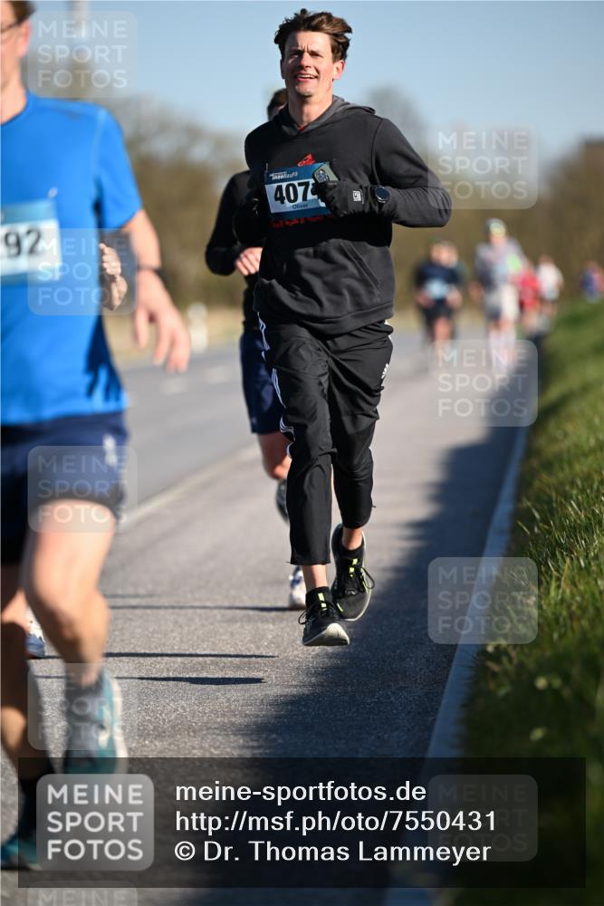 06.04.2025 - 44. Internationalen Wilhelmsburger Insellauf Dr. Thomas Lammeyer http://msf.ph/oto/7550431 06.04.2025 09:22:10 Laufen 92, 407 meine-sportfotos.de
