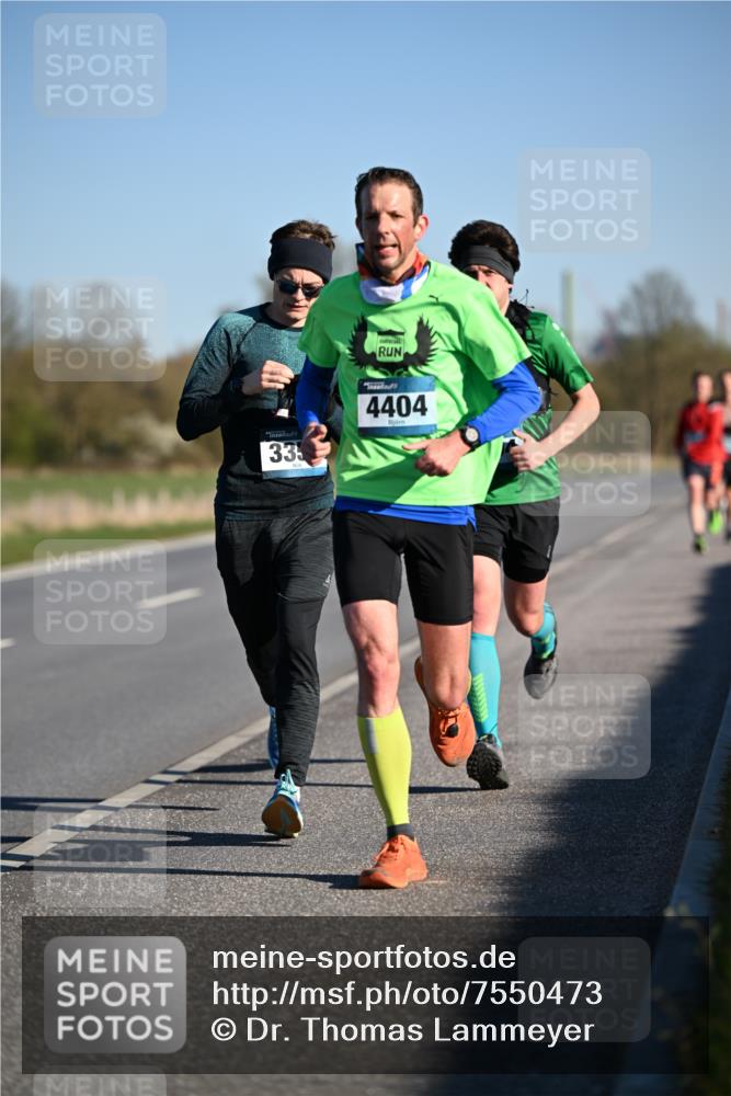 06.04.2025 - 44. Internationalen Wilhelmsburger Insellauf Dr. Thomas Lammeyer http://msf.ph/oto/7550473 06.04.2025 09:22:27 Laufen 33, 4404 meine-sportfotos.de