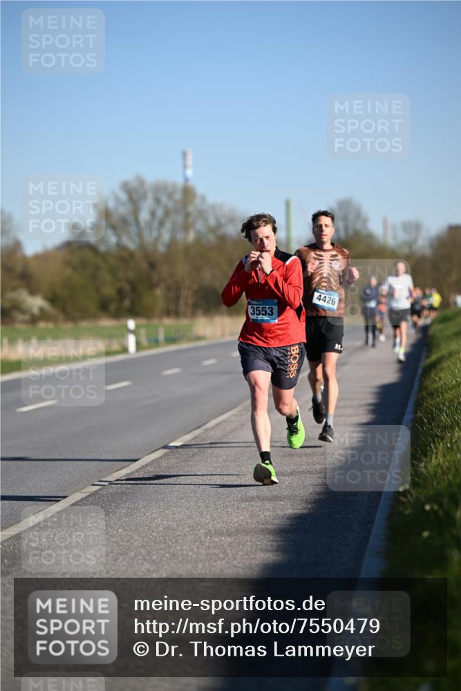 06.04.2025 - 44. Internationalen Wilhelmsburger Insellauf Dr. Thomas Lammeyer http://msf.ph/oto/7550479 06.04.2025 09:22:33 Laufen 3553, 4426 meine-sportfotos.de