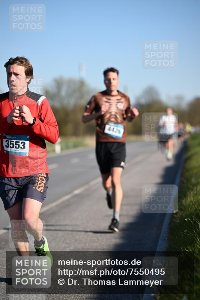 06.04.2025 - 44. Internationalen Wilhelmsburger Insellauf Dr. Thomas Lammeyer http://msf.ph/oto/7550495 06.04.2025 09:22:35 Laufen 3553, 4426 meine-sportfotos.de