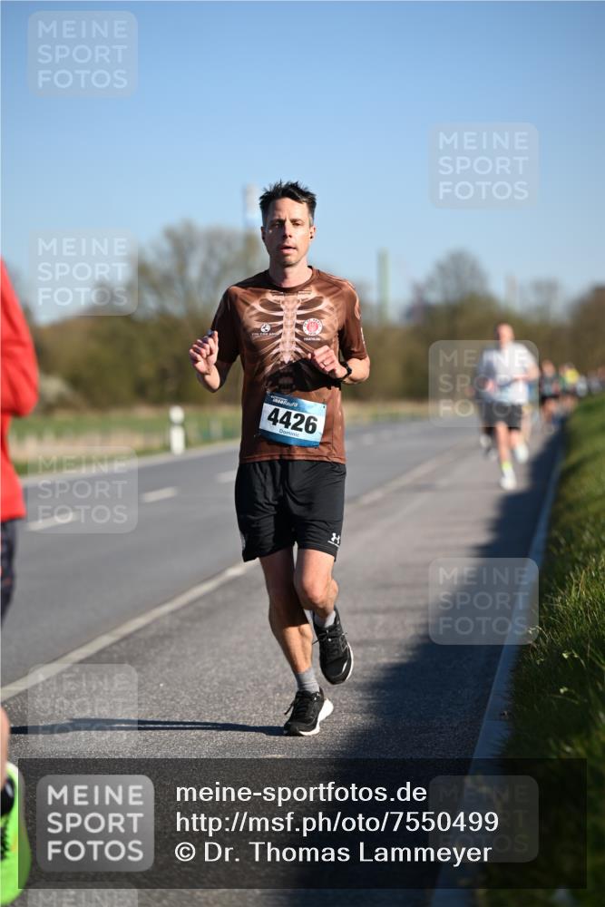 06.04.2025 - 44. Internationalen Wilhelmsburger Insellauf Dr. Thomas Lammeyer http://msf.ph/oto/7550499 06.04.2025 09:22:36 Laufen 4426 meine-sportfotos.de