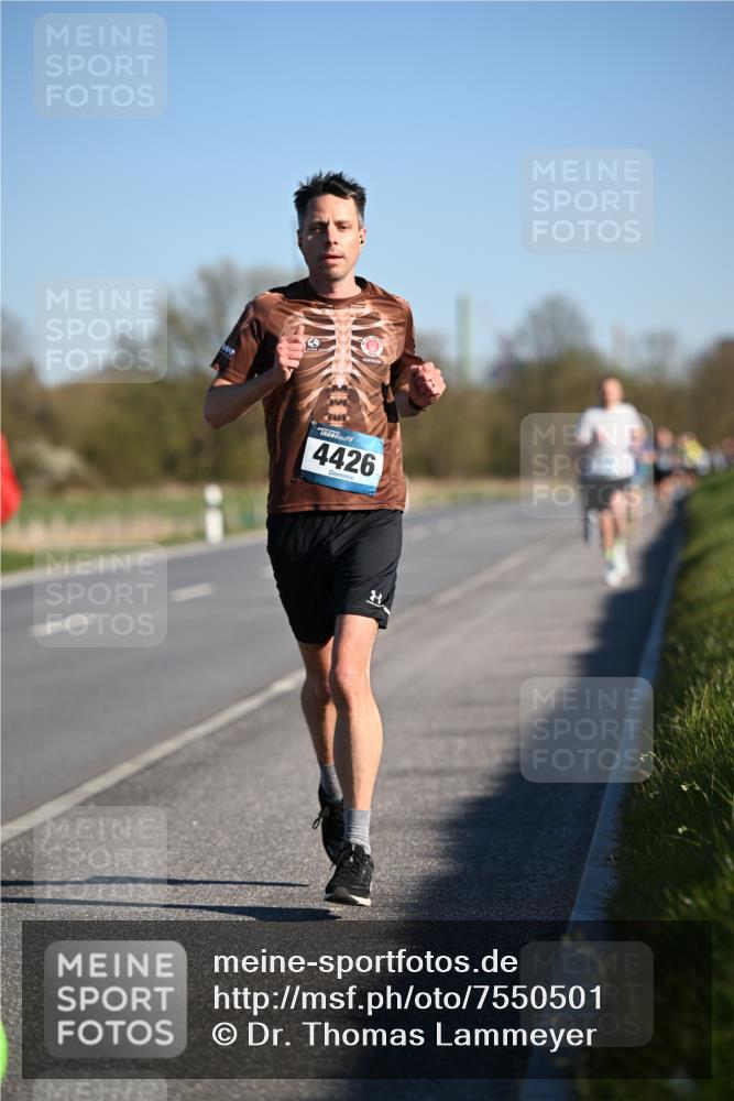 06.04.2025 - 44. Internationalen Wilhelmsburger Insellauf Dr. Thomas Lammeyer http://msf.ph/oto/7550501 06.04.2025 09:22:36 Laufen 4426 meine-sportfotos.de