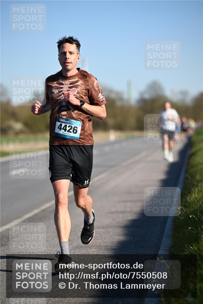 06.04.2025 - 44. Internationalen Wilhelmsburger Insellauf Dr. Thomas Lammeyer http://msf.ph/oto/7550508 06.04.2025 09:22:36 Laufen 4426 meine-sportfotos.de
