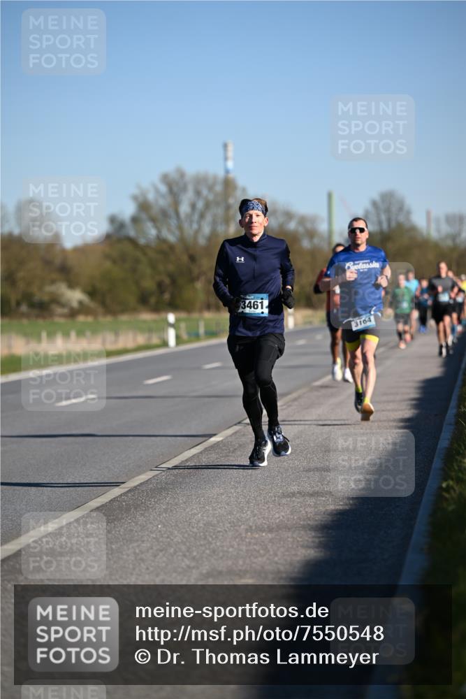 06.04.2025 - 44. Internationalen Wilhelmsburger Insellauf Dr. Thomas Lammeyer http://msf.ph/oto/7550548 06.04.2025 09:22:45 Laufen 3461, 3164 meine-sportfotos.de