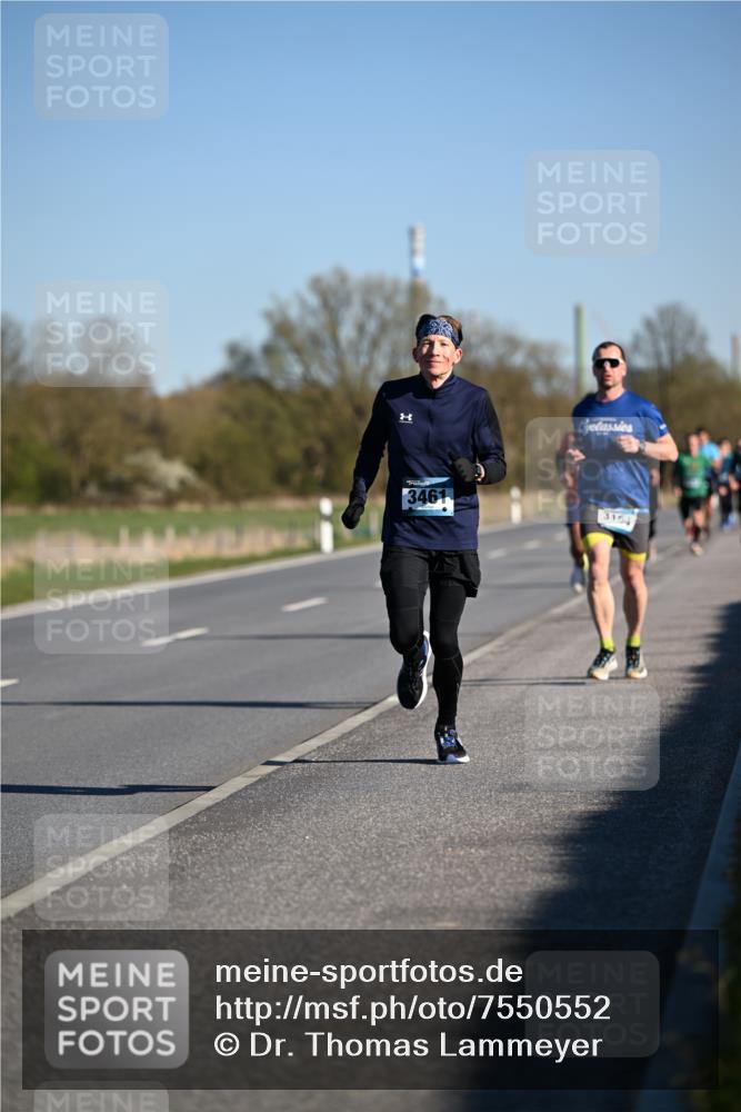 06.04.2025 - 44. Internationalen Wilhelmsburger Insellauf Dr. Thomas Lammeyer http://msf.ph/oto/7550552 06.04.2025 09:22:45 Laufen 3461, 3154 meine-sportfotos.de