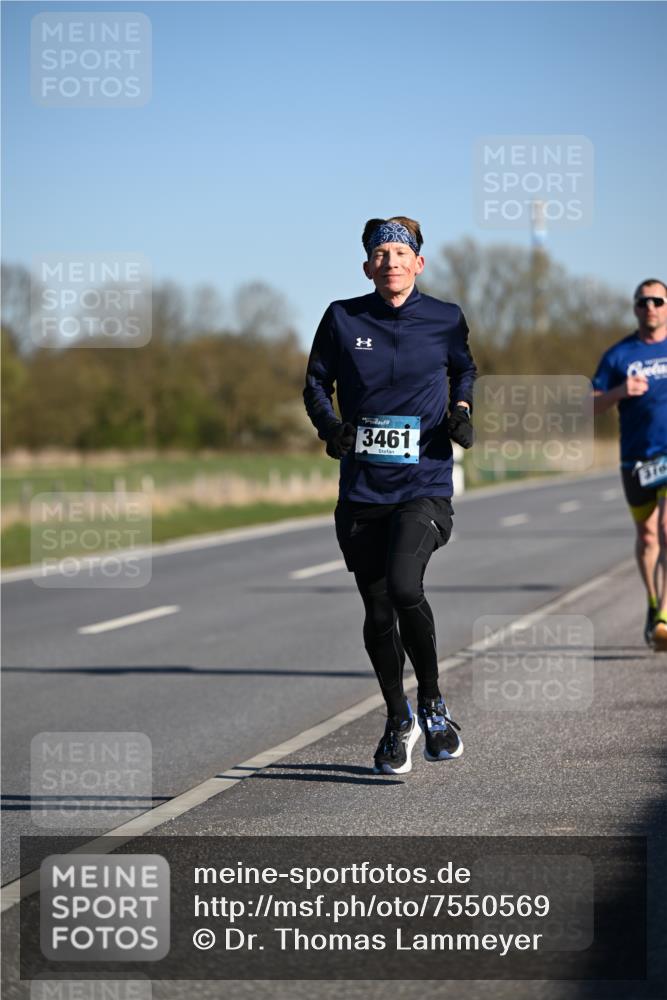 06.04.2025 - 44. Internationalen Wilhelmsburger Insellauf Dr. Thomas Lammeyer http://msf.ph/oto/7550569 06.04.2025 09:22:46 Laufen 3461, 316 meine-sportfotos.de