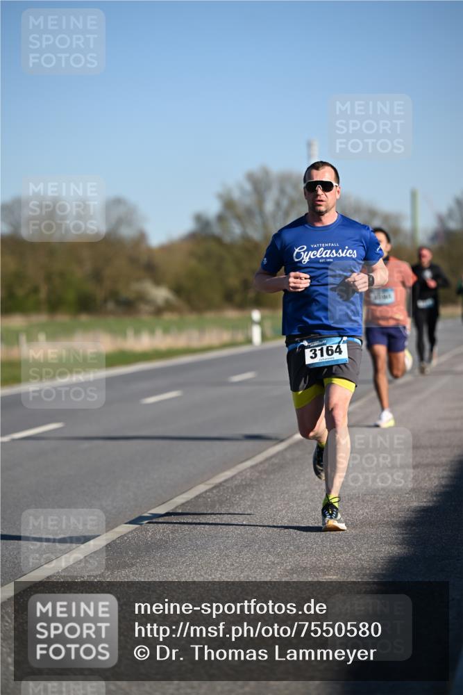 06.04.2025 - 44. Internationalen Wilhelmsburger Insellauf Dr. Thomas Lammeyer http://msf.ph/oto/7550580 06.04.2025 09:22:48 Laufen 3164 meine-sportfotos.de