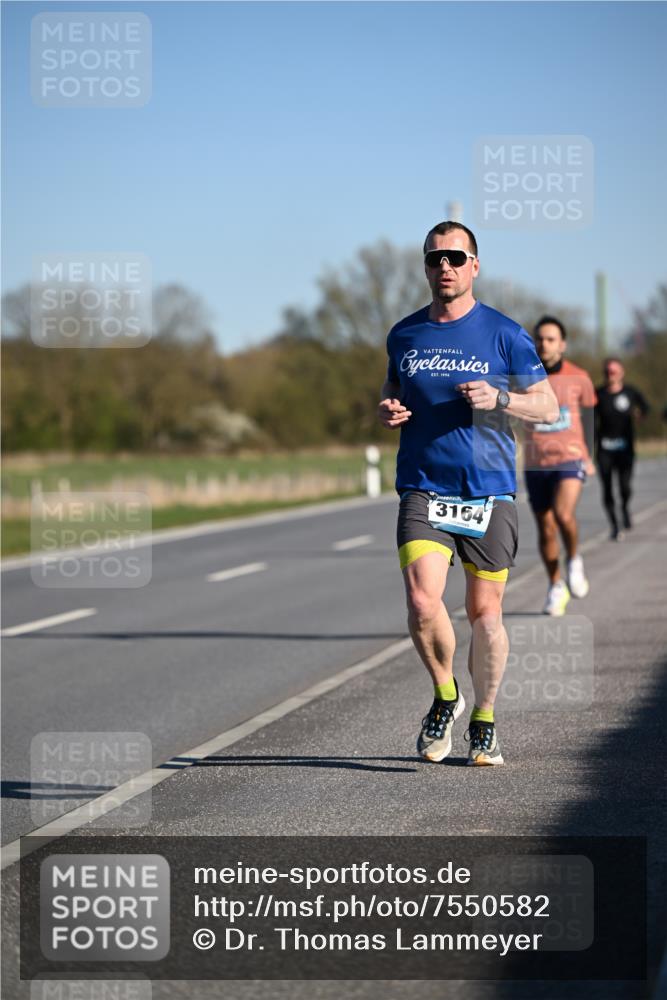 06.04.2025 - 44. Internationalen Wilhelmsburger Insellauf Dr. Thomas Lammeyer http://msf.ph/oto/7550582 06.04.2025 09:22:48 Laufen 3164 meine-sportfotos.de