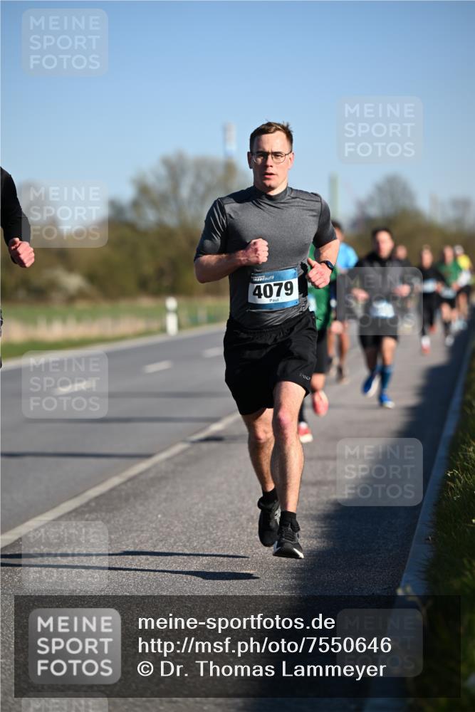 06.04.2025 - 44. Internationalen Wilhelmsburger Insellauf Dr. Thomas Lammeyer http://msf.ph/oto/7550646 06.04.2025 09:22:55 Laufen 4079 meine-sportfotos.de