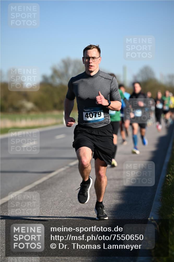 06.04.2025 - 44. Internationalen Wilhelmsburger Insellauf Dr. Thomas Lammeyer http://msf.ph/oto/7550650 06.04.2025 09:22:56 Laufen 4079 meine-sportfotos.de