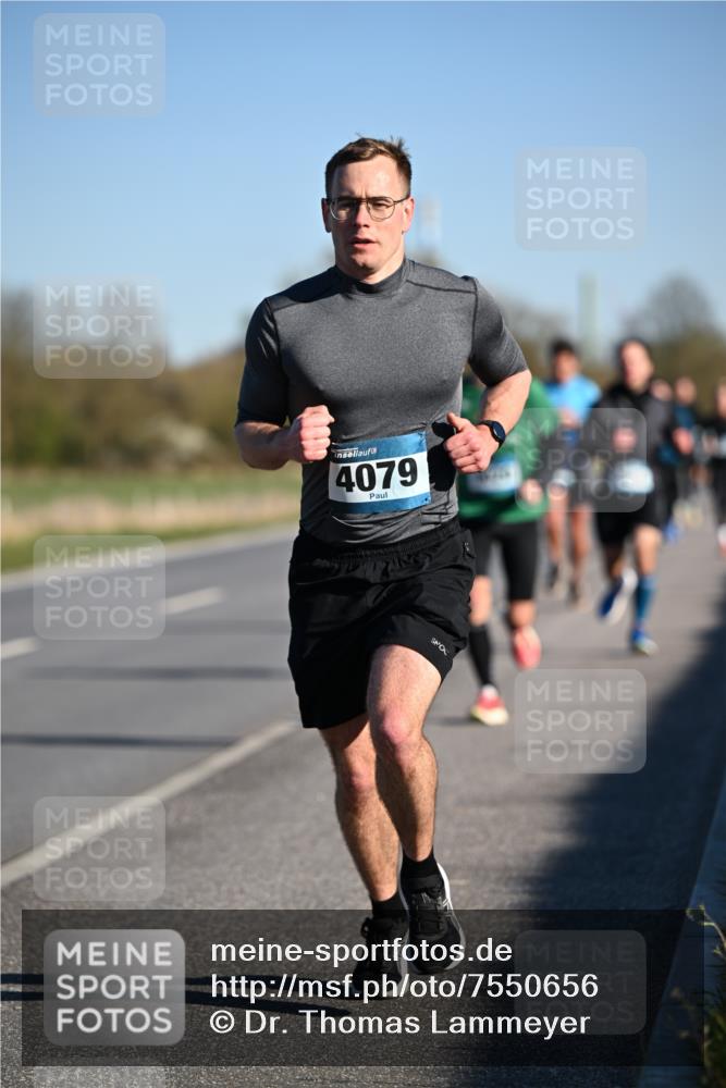 06.04.2025 - 44. Internationalen Wilhelmsburger Insellauf Dr. Thomas Lammeyer http://msf.ph/oto/7550656 06.04.2025 09:22:56 Laufen 4079 meine-sportfotos.de