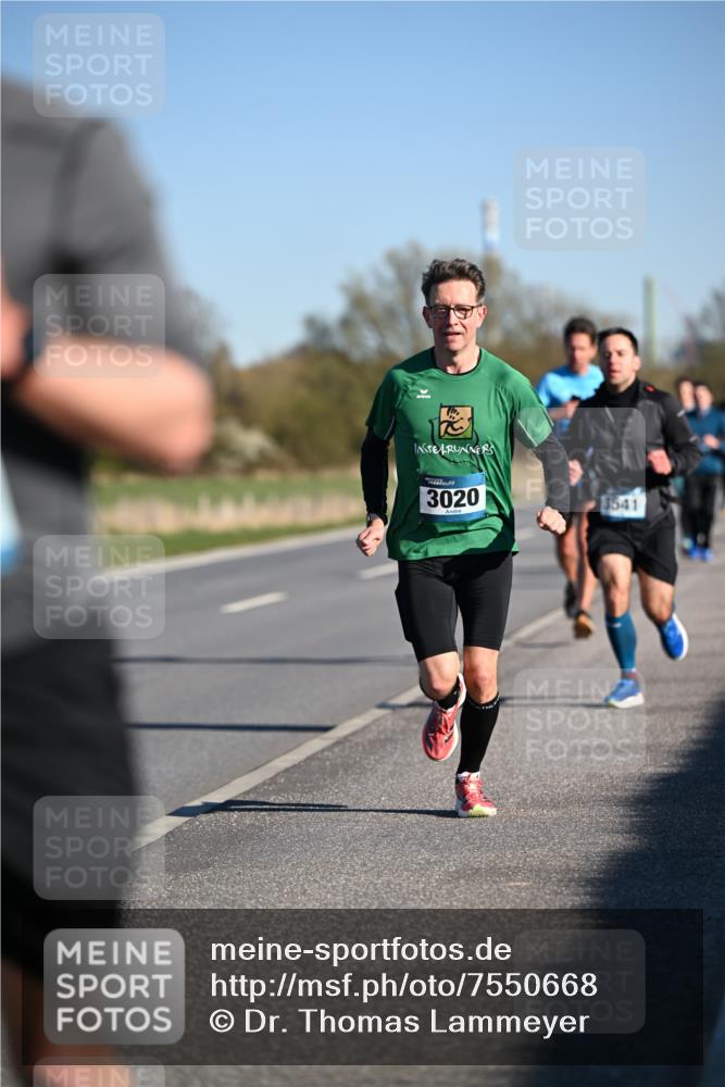 06.04.2025 - 44. Internationalen Wilhelmsburger Insellauf Dr. Thomas Lammeyer http://msf.ph/oto/7550668 06.04.2025 09:22:57 Laufen 3020, 3541 meine-sportfotos.de