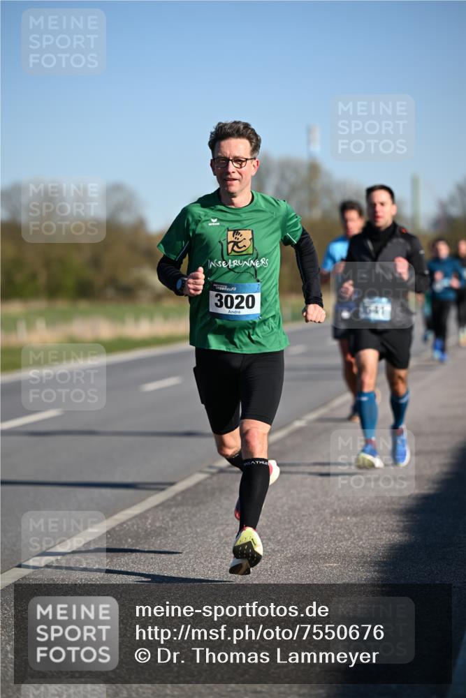 06.04.2025 - 44. Internationalen Wilhelmsburger Insellauf Dr. Thomas Lammeyer http://msf.ph/oto/7550676 06.04.2025 09:22:58 Laufen 3020, 1641 meine-sportfotos.de