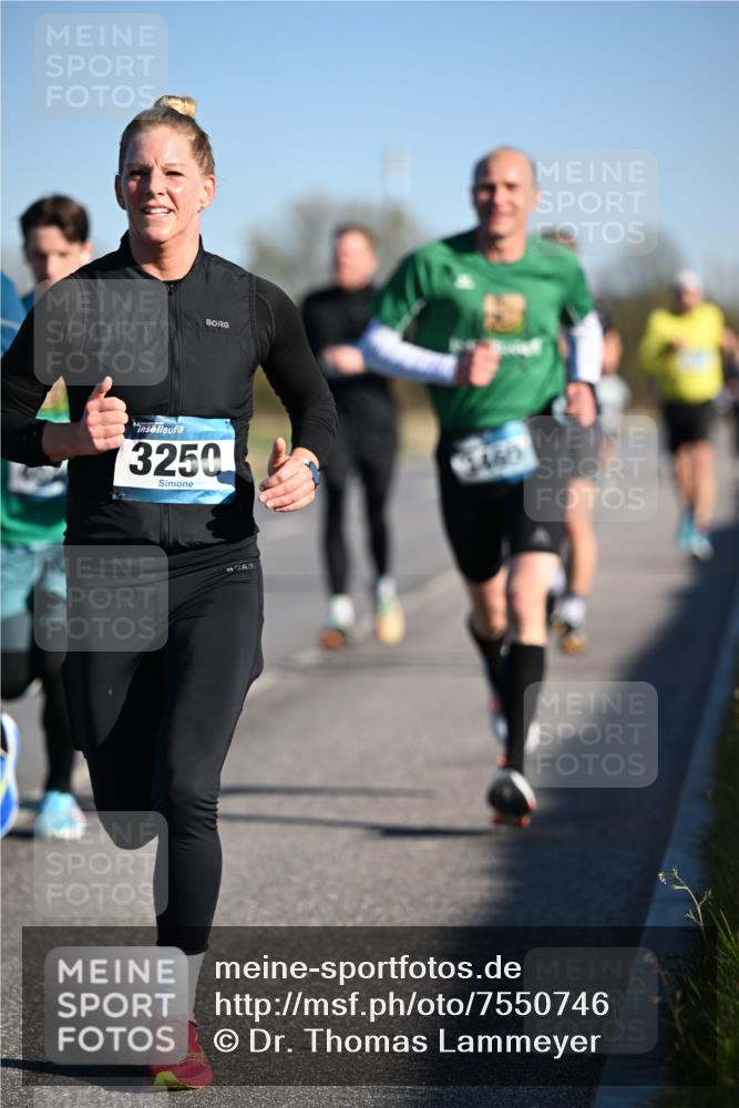 06.04.2025 - 44. Internationalen Wilhelmsburger Insellauf Dr. Thomas Lammeyer http://msf.ph/oto/7550746 06.04.2025 09:23:05 Laufen 3250, 3460 meine-sportfotos.de