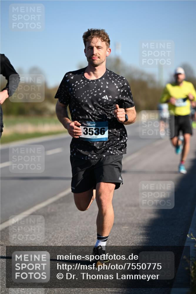 06.04.2025 - 44. Internationalen Wilhelmsburger Insellauf Dr. Thomas Lammeyer http://msf.ph/oto/7550775 06.04.2025 09:23:07 Laufen 3536 meine-sportfotos.de