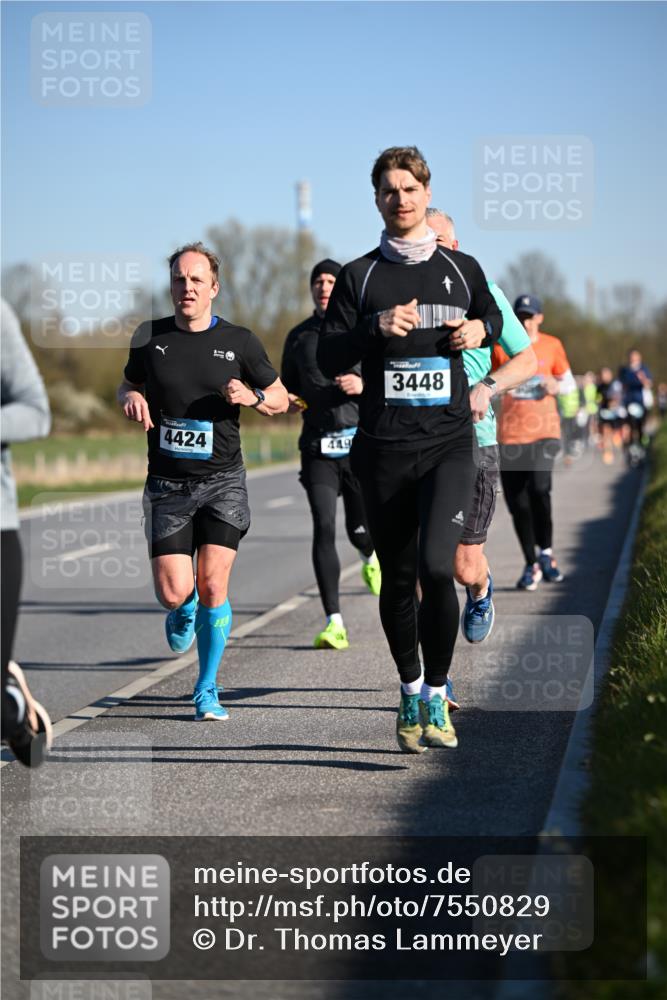 06.04.2025 - 44. Internationalen Wilhelmsburger Insellauf Dr. Thomas Lammeyer http://msf.ph/oto/7550829 06.04.2025 09:23:17 Laufen 4424, 449, 3448 meine-sportfotos.de