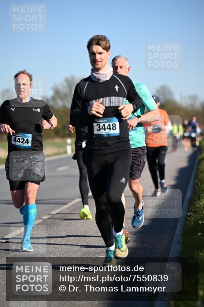 06.04.2025 - 44. Internationalen Wilhelmsburger Insellauf Dr. Thomas Lammeyer http://msf.ph/oto/7550839 06.04.2025 09:23:18 Laufen 4424, 3448 meine-sportfotos.de