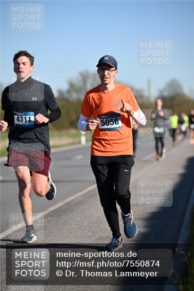 06.04.2025 - 44. Internationalen Wilhelmsburger Insellauf Dr. Thomas Lammeyer http://msf.ph/oto/7550874 06.04.2025 09:23:21 Laufen 4311, 5056 meine-sportfotos.de