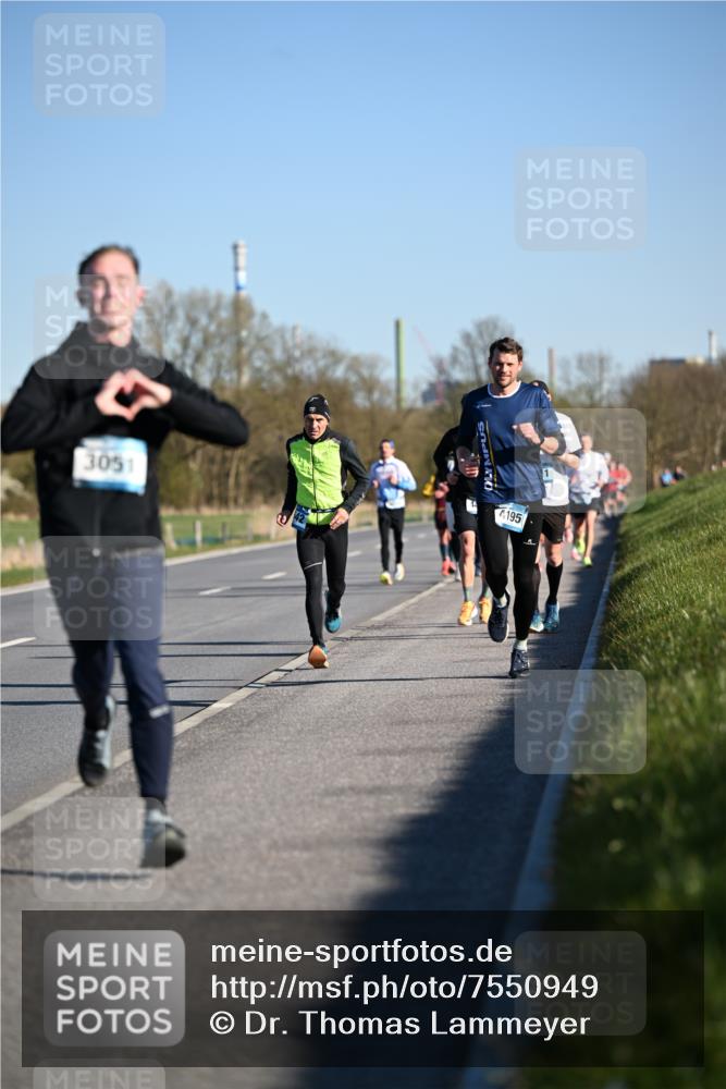 06.04.2025 - 44. Internationalen Wilhelmsburger Insellauf Dr. Thomas Lammeyer http://msf.ph/oto/7550949 06.04.2025 09:23:28 Laufen 3051 meine-sportfotos.de