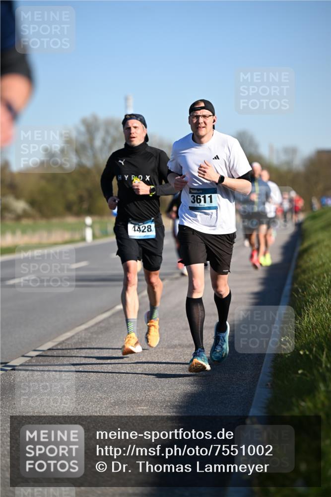 06.04.2025 - 44. Internationalen Wilhelmsburger Insellauf Dr. Thomas Lammeyer http://msf.ph/oto/7551002 06.04.2025 09:23:33 Laufen 1428, 3611 meine-sportfotos.de
