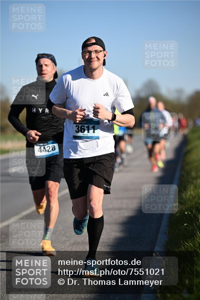 06.04.2025 - 44. Internationalen Wilhelmsburger Insellauf Dr. Thomas Lammeyer http://msf.ph/oto/7551021 06.04.2025 09:23:35 Laufen 4428, 3611 meine-sportfotos.de