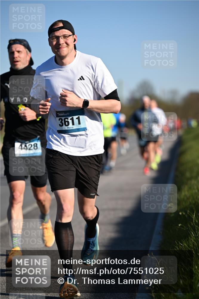 06.04.2025 - 44. Internationalen Wilhelmsburger Insellauf Dr. Thomas Lammeyer http://msf.ph/oto/7551025 06.04.2025 09:23:35 Laufen 4428, 3611 meine-sportfotos.de