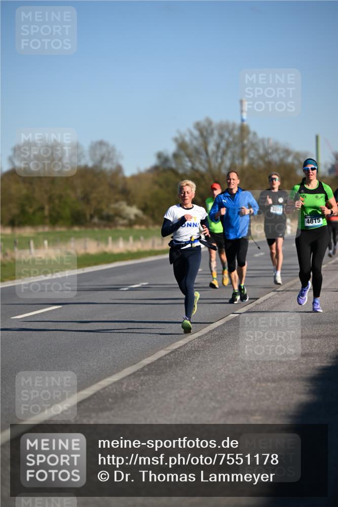 06.04.2025 - 44. Internationalen Wilhelmsburger Insellauf Dr. Thomas Lammeyer http://msf.ph/oto/7551178 06.04.2025 09:23:51 Laufen 3284, 4615 meine-sportfotos.de