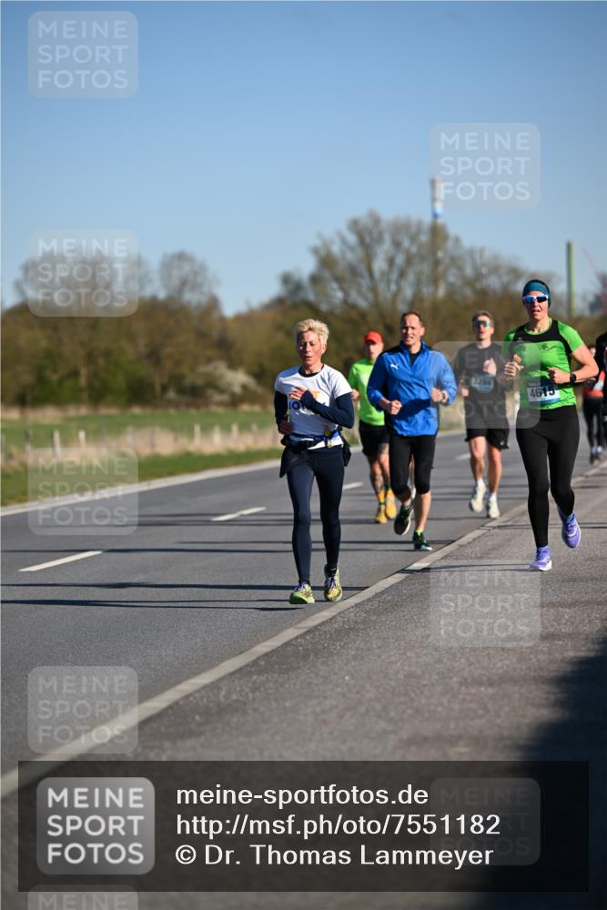 06.04.2025 - 44. Internationalen Wilhelmsburger Insellauf Dr. Thomas Lammeyer http://msf.ph/oto/7551182 06.04.2025 09:23:51 Laufen 4615 meine-sportfotos.de