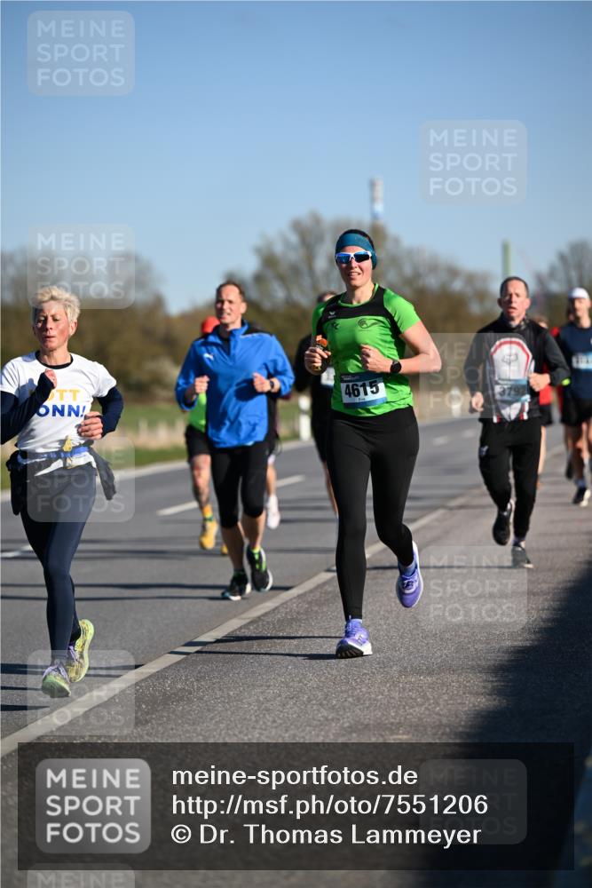 06.04.2025 - 44. Internationalen Wilhelmsburger Insellauf Dr. Thomas Lammeyer http://msf.ph/oto/7551206 06.04.2025 09:23:53 Laufen 4615 meine-sportfotos.de