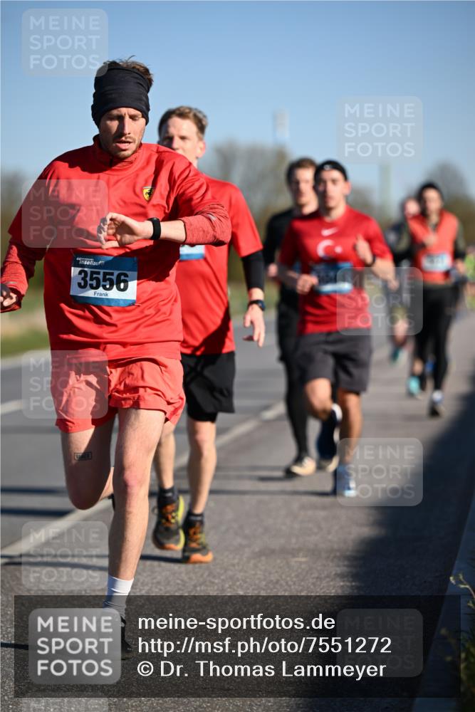06.04.2025 - 44. Internationalen Wilhelmsburger Insellauf Dr. Thomas Lammeyer http://msf.ph/oto/7551272 06.04.2025 09:23:59 Laufen 3556 meine-sportfotos.de