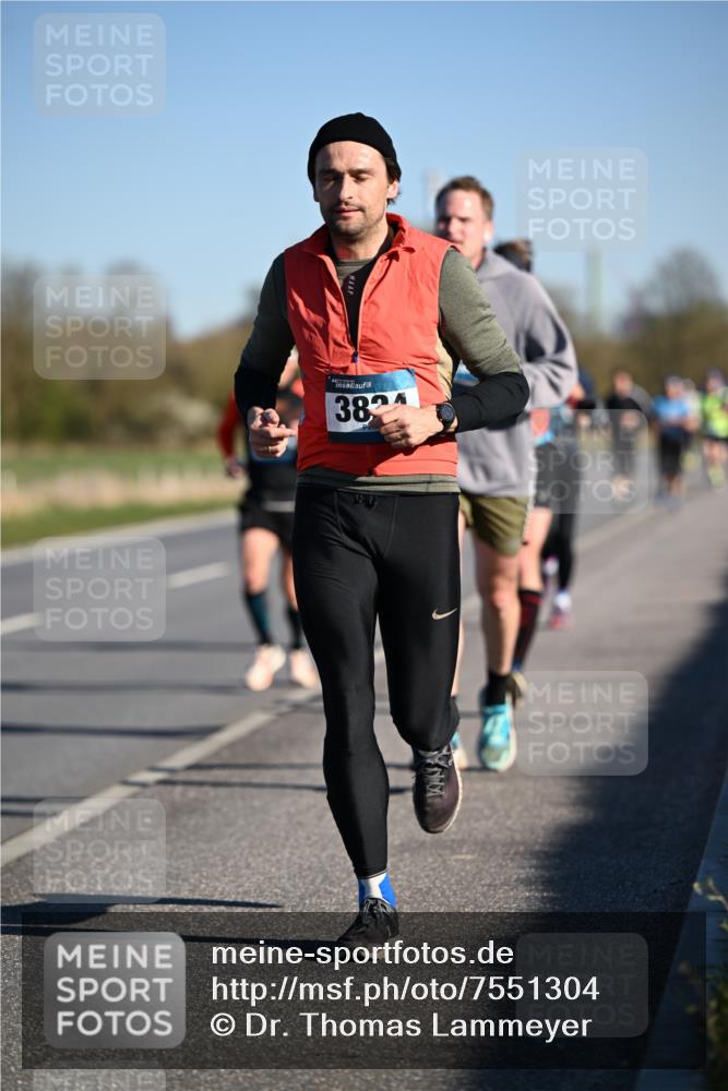 06.04.2025 - 44. Internationalen Wilhelmsburger Insellauf Dr. Thomas Lammeyer http://msf.ph/oto/7551304 06.04.2025 09:24:02 Laufen 382 meine-sportfotos.de