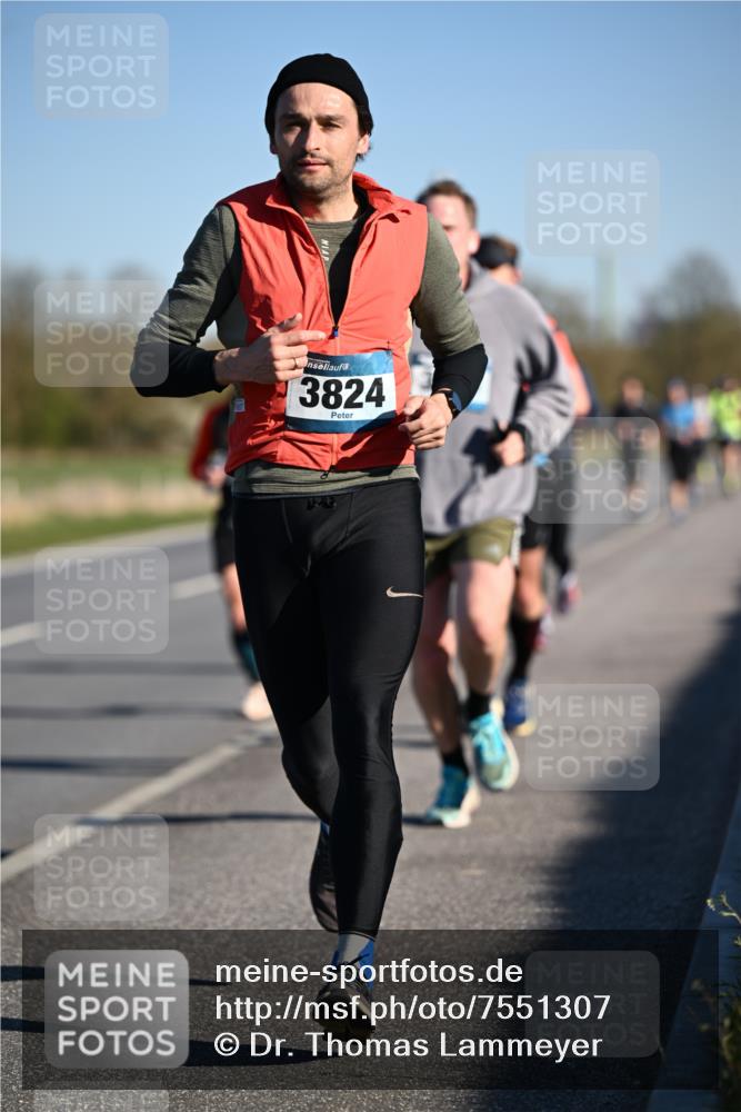 06.04.2025 - 44. Internationalen Wilhelmsburger Insellauf Dr. Thomas Lammeyer http://msf.ph/oto/7551307 06.04.2025 09:24:02 Laufen 3824, 128 meine-sportfotos.de
