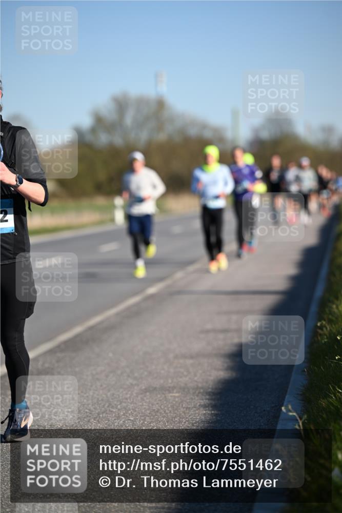 06.04.2025 - 44. Internationalen Wilhelmsburger Insellauf Dr. Thomas Lammeyer http://msf.ph/oto/7551462 06.04.2025 09:24:21 Laufen 2 meine-sportfotos.de