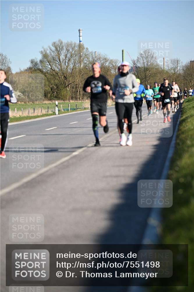 06.04.2025 - 44. Internationalen Wilhelmsburger Insellauf Dr. Thomas Lammeyer http://msf.ph/oto/7551498 06.04.2025 09:24:29 Laufen  meine-sportfotos.de