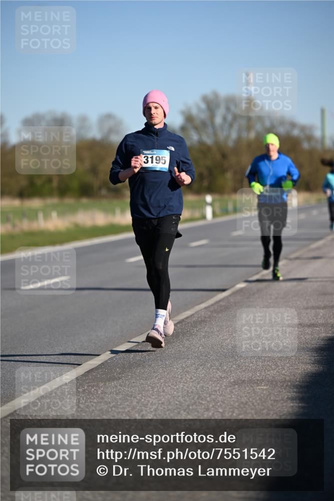 06.04.2025 - 44. Internationalen Wilhelmsburger Insellauf Dr. Thomas Lammeyer http://msf.ph/oto/7551542 06.04.2025 09:24:35 Laufen 3195 meine-sportfotos.de