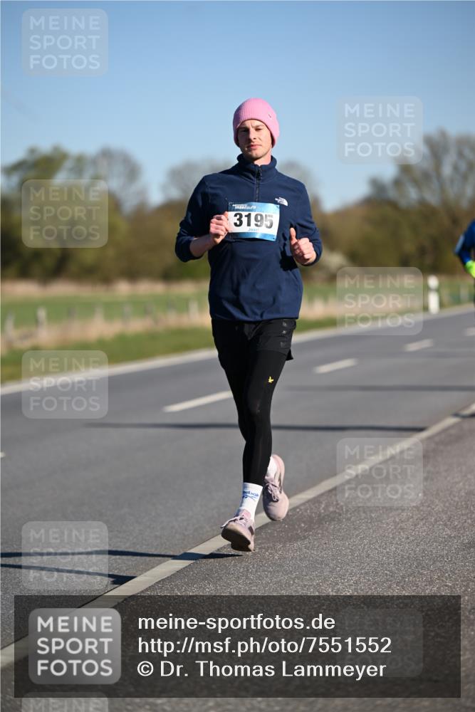 06.04.2025 - 44. Internationalen Wilhelmsburger Insellauf Dr. Thomas Lammeyer http://msf.ph/oto/7551552 06.04.2025 09:24:36 Laufen 3195 meine-sportfotos.de