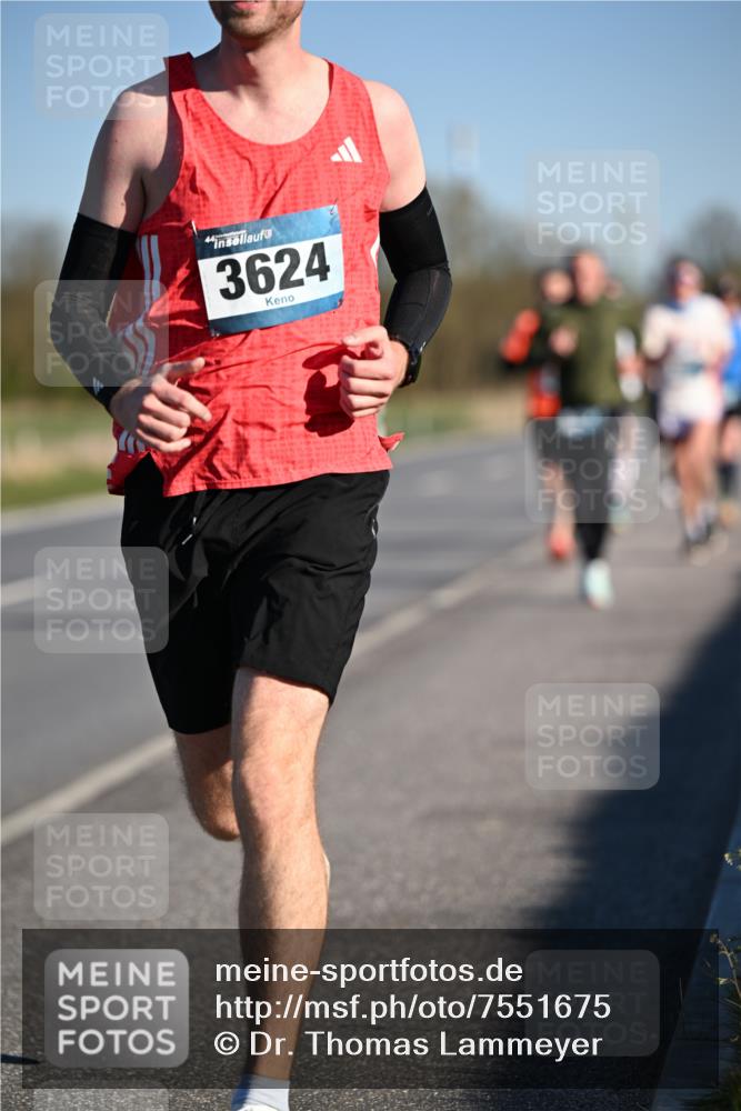 06.04.2025 - 44. Internationalen Wilhelmsburger Insellauf Dr. Thomas Lammeyer http://msf.ph/oto/7551675 06.04.2025 09:24:51 Laufen 3624 meine-sportfotos.de