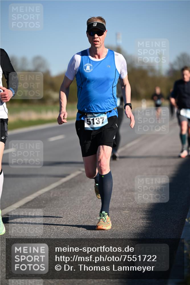 06.04.2025 - 44. Internationalen Wilhelmsburger Insellauf Dr. Thomas Lammeyer http://msf.ph/oto/7551722 06.04.2025 09:24:57 Laufen 5137 meine-sportfotos.de