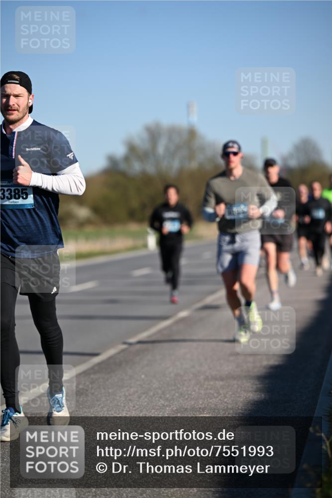 06.04.2025 - 44. Internationalen Wilhelmsburger Insellauf Dr. Thomas Lammeyer http://msf.ph/oto/7551993 06.04.2025 09:25:26 Laufen 3385 meine-sportfotos.de