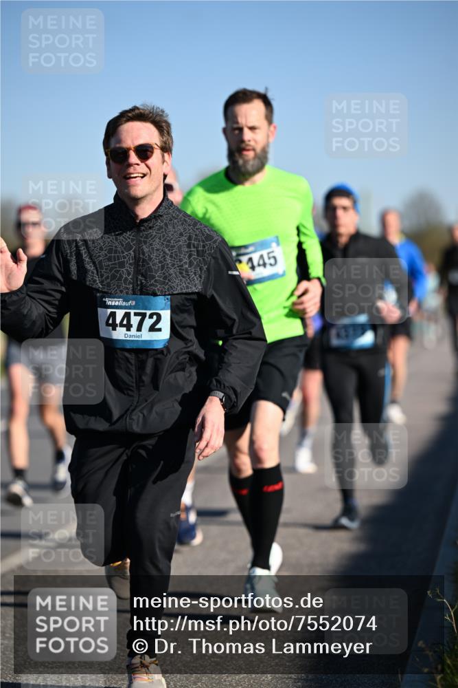 06.04.2025 - 44. Internationalen Wilhelmsburger Insellauf Dr. Thomas Lammeyer http://msf.ph/oto/7552074 06.04.2025 09:25:34 Laufen 4472, 445 meine-sportfotos.de