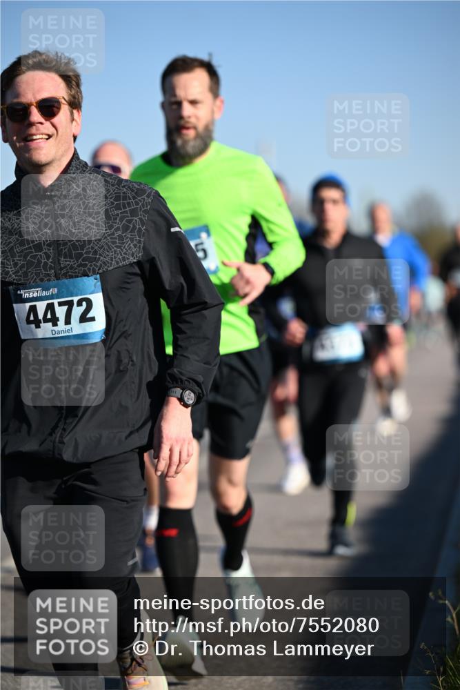 06.04.2025 - 44. Internationalen Wilhelmsburger Insellauf Dr. Thomas Lammeyer http://msf.ph/oto/7552080 06.04.2025 09:25:34 Laufen 4472 meine-sportfotos.de