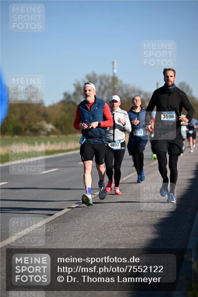 06.04.2025 - 44. Internationalen Wilhelmsburger Insellauf Dr. Thomas Lammeyer http://msf.ph/oto/7552122 06.04.2025 09:25:38 Laufen 4602, 3174, 3596 meine-sportfotos.de