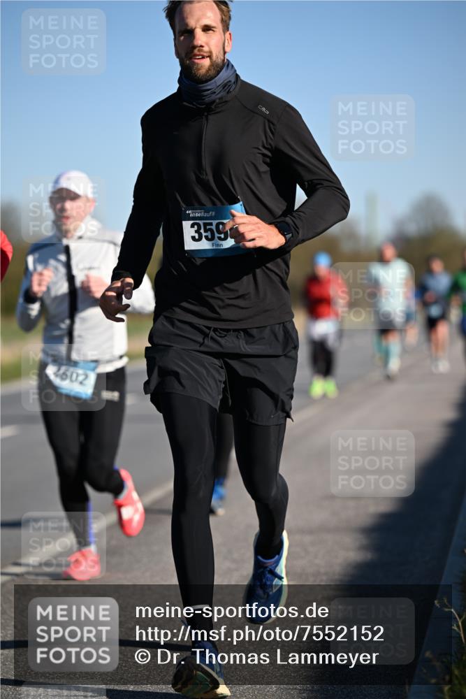 06.04.2025 - 44. Internationalen Wilhelmsburger Insellauf Dr. Thomas Lammeyer http://msf.ph/oto/7552152 06.04.2025 09:25:41 Laufen 4602, 44, 359 meine-sportfotos.de