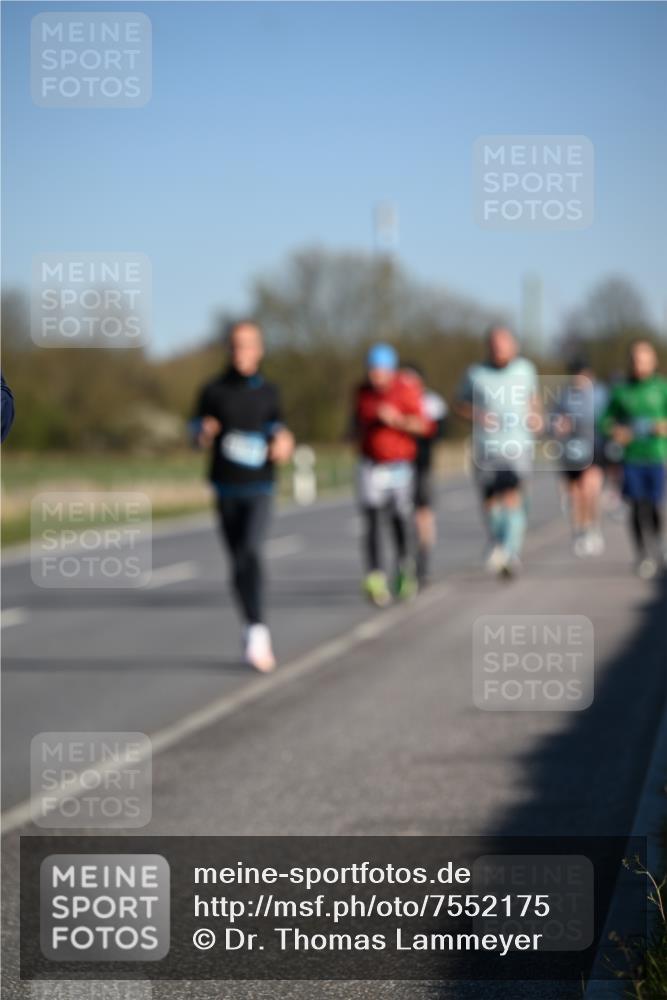 06.04.2025 - 44. Internationalen Wilhelmsburger Insellauf Dr. Thomas Lammeyer http://msf.ph/oto/7552175 06.04.2025 09:25:43 Laufen  meine-sportfotos.de