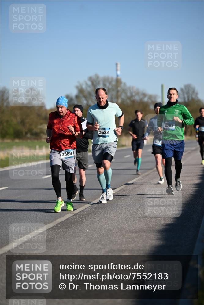 06.04.2025 - 44. Internationalen Wilhelmsburger Insellauf Dr. Thomas Lammeyer http://msf.ph/oto/7552183 06.04.2025 09:25:46 Laufen 3588, 3623, 4271, 1, 3267 meine-sportfotos.de
