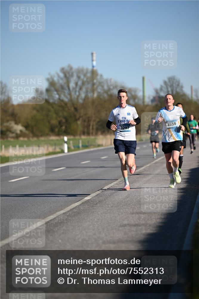 06.04.2025 - 44. Internationalen Wilhelmsburger Insellauf Dr. Thomas Lammeyer http://msf.ph/oto/7552313 06.04.2025 09:26:05 Laufen 3297, 4559 meine-sportfotos.de