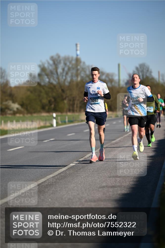 06.04.2025 - 44. Internationalen Wilhelmsburger Insellauf Dr. Thomas Lammeyer http://msf.ph/oto/7552322 06.04.2025 09:26:05 Laufen 3297, 455, 4347 meine-sportfotos.de